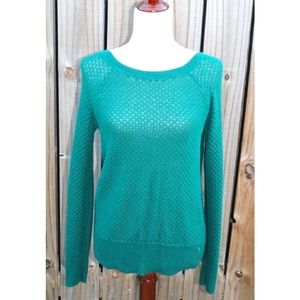American Eagle outfitters green top size sm.